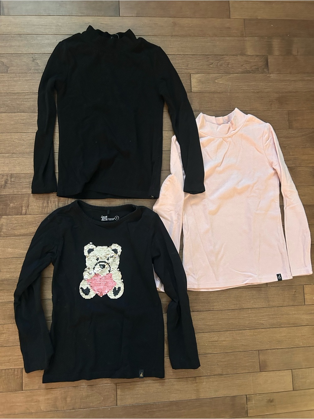 deux par deux Girls' Long Sleeve Tees in Black & Light Pink